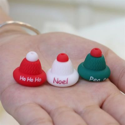 Toptan satış, %100 güvenli, Bpa'dan arınmış silikon boncuk, 3 boyutlu Noel şapkası odaları - Zehirli değil.