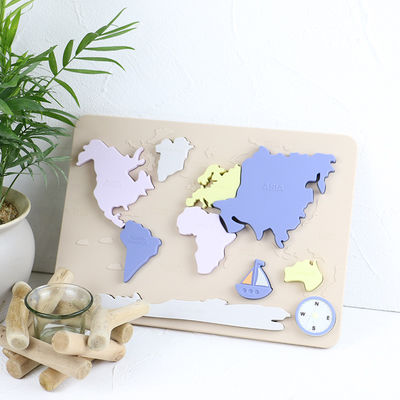 Yeni yürümeye başlayan çocuklar için Silikon Dünya Haritası Kişiselleştirilmiş Bebek Puzzle Montessori Eğitici