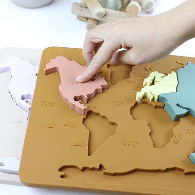 Yeni yürümeye başlayan çocuklar için Silikon Dünya Haritası Kişiselleştirilmiş Bebek Puzzle Montessori Eğitici