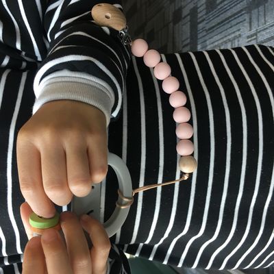 Oynayan Bebek Bebek Çocuklar İçin Özelleştirilmiş Silikon Diş Çıkarma Boncuk Bilezik