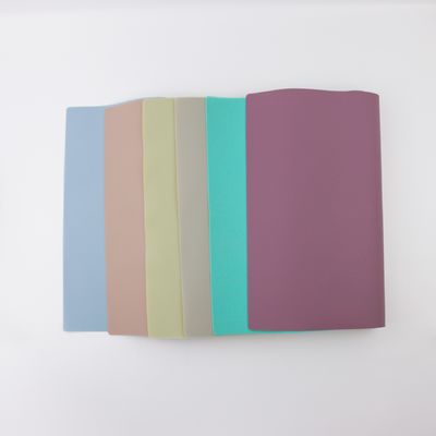 BPA Free Kaymaz Çocuklar Silikon Placemat Özelleştirilmiş Logo ile Renkli masa mat sümen