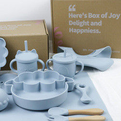 Çocuklar için özel kutu paketi küçük çocuk Silicone Masa Tablosu Takımı Cup Plate Bowl Spoon Fork Bib ile