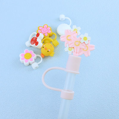 Farklı Malzeme Boyutu Straw Sippy için toptan satışta Straw Topper Charms