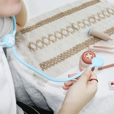 ODM Bebek Silikon Oyuncakları Çevre dostu MOQ 100 BPA Ücretsiz Çocuk Silikon Doktor Kiti