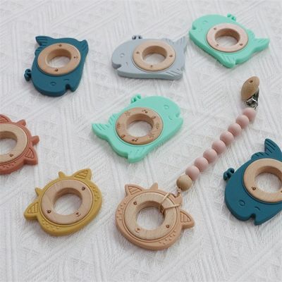 Yapıştırılabilir Dişleme Ahşap Yüzük Hayvan Deseni ile Çok Fonksiyonlu Silikon Bebek Dişleri