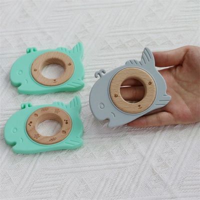 Yapıştırılabilir Dişleme Ahşap Yüzük Hayvan Deseni ile Çok Fonksiyonlu Silikon Bebek Dişleri