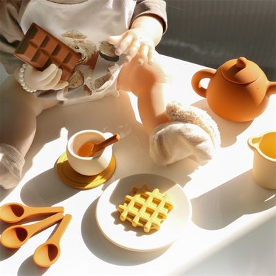 CE Güvenlik Standartı Bebek Silikon Oyuncakları Silikon Oyuncakları Çaydan Set 17PCS