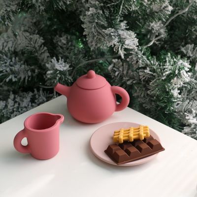 Son Çocuk Oyuncakları BPA Ücretsiz Gıda Sınıfı 17pcs Seti Silikon Kupa Kaşık Kıyısı Tatlı Çaydanlık Oyuncak Paketi