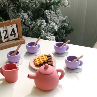 Son Çocuk Oyuncakları BPA Ücretsiz Gıda Sınıfı 17pcs Seti Silikon Kupa Kaşık Kıyısı Tatlı Çaydanlık Oyuncak Paketi