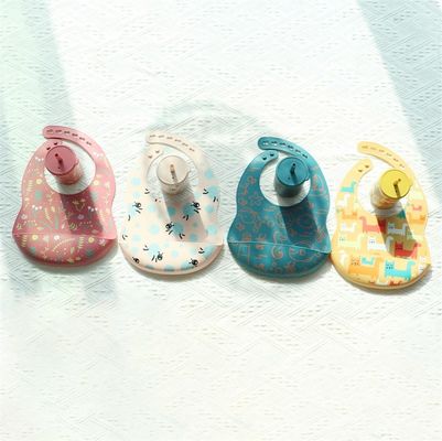 OEM Temizlenmesi Kolay Silikon Bebek Bib 0-4 Yıllık Bebek Besleme Yazdırma Silikon Bib Cup