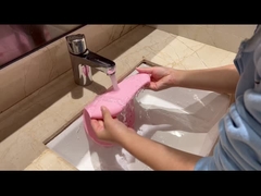 BPA Free Yumuşak Kişiselleştirilmiş Silikon Önlük, Suya Dayanıklı Silikon Yiyecek Yakalayıcı Önlükler